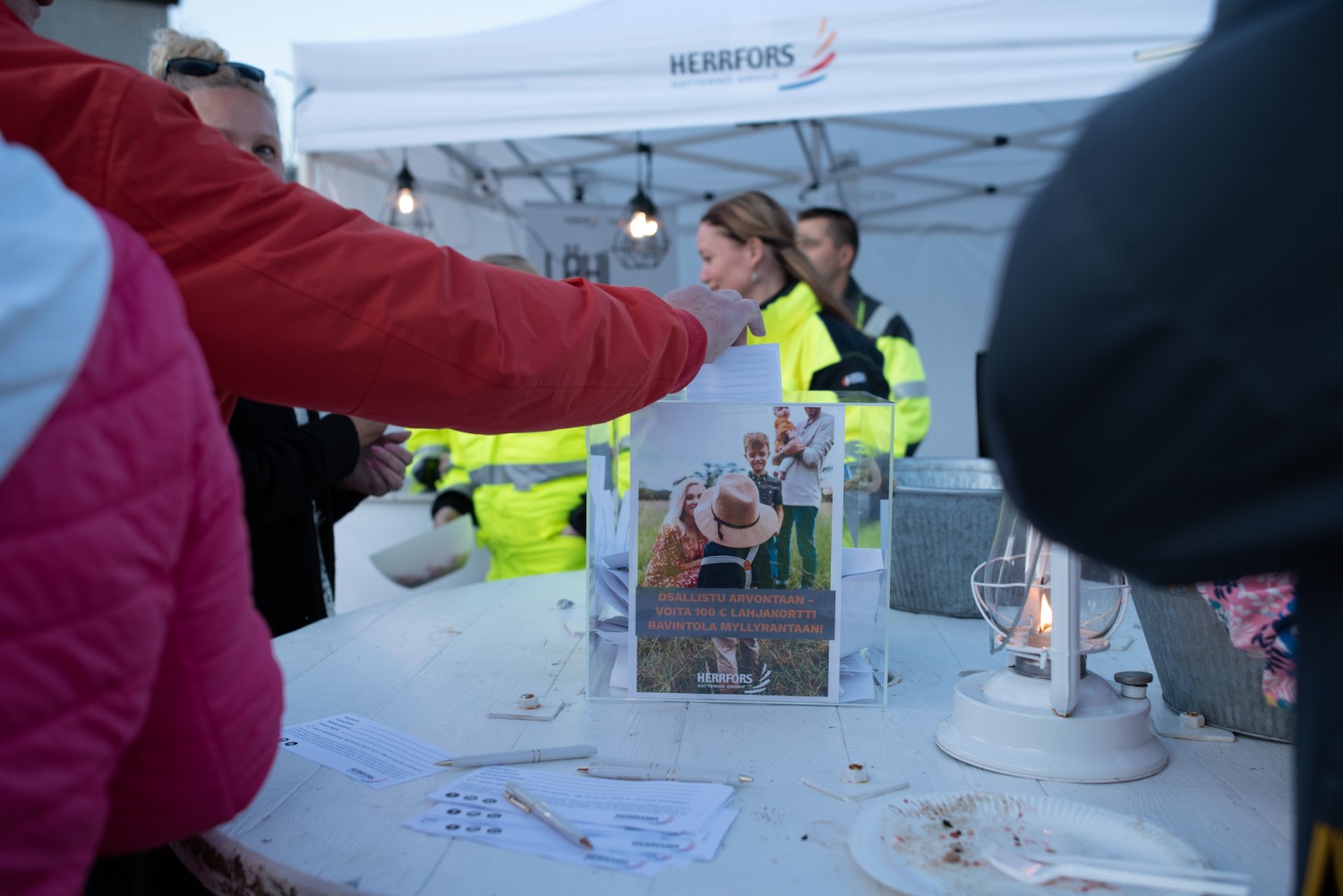 Tervetuloa Ylivieskan Kauppojen Yöhön 1.9.2023!